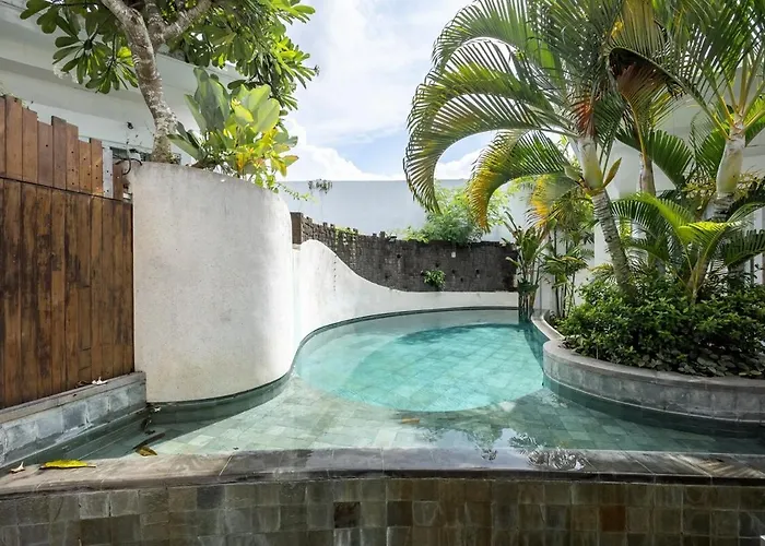 Modern 2br With Private Pool Prime Location * スミニャック