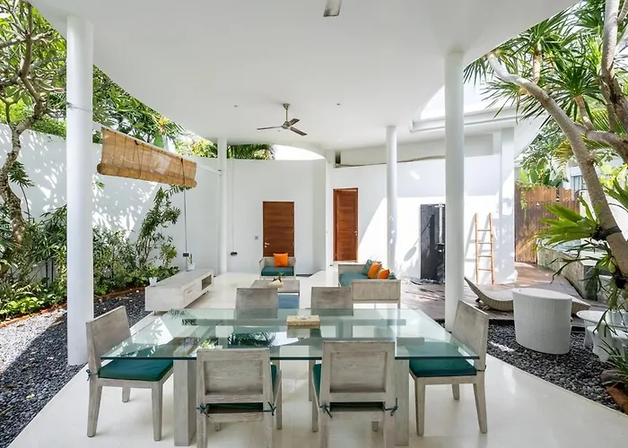 Modern 2br With Private Pool Prime Location * スミニャック